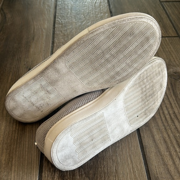 Madden girl Slip on Shoes - Picture 6 of 7